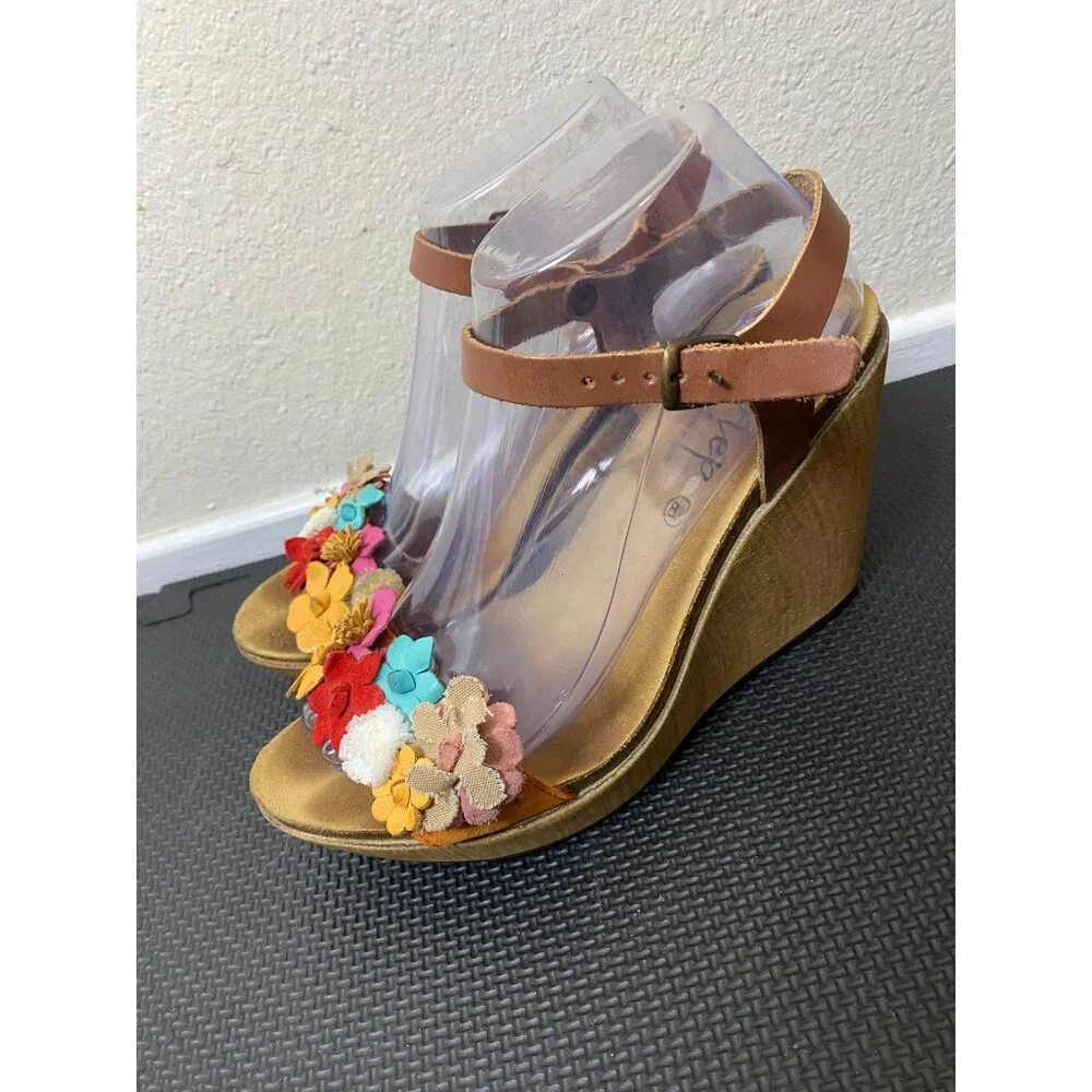 Bios Step Leather Fabric Flower‎ Wedge Sandals Brown Size 8.5 Whimsical Feminine